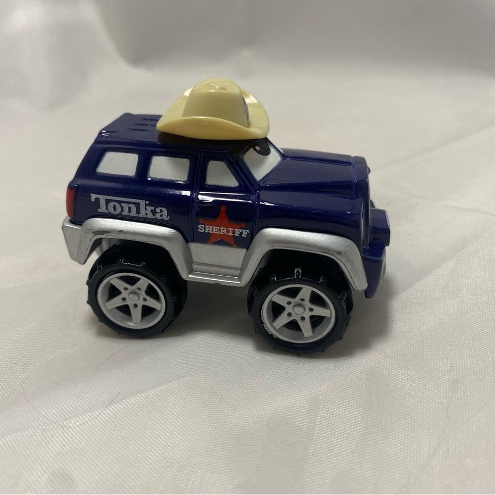 Tonka Lil Chuck and Friends Sheriff Chuck Diecast Toy Truck Maisto Hasbro 2000